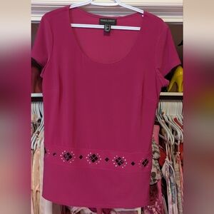 Frank Lyman Women's Magenta Short Sleeve Top